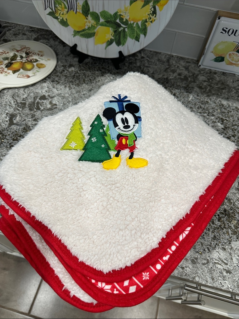 Special price !!NEW Disney White Sherpa Throw with Red Trim and Yellow Accents